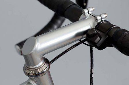 English-Cycles-Di2-Special-Road-Bike-Stealth-install7.jpg