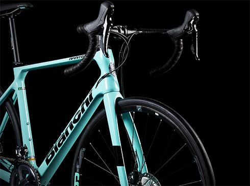 Bianchi Infinito XE, confort et performance pour les cyclosportifs ...