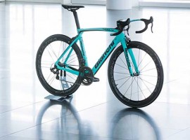 Bianchi-Oltre-XR4-Intro.jpg