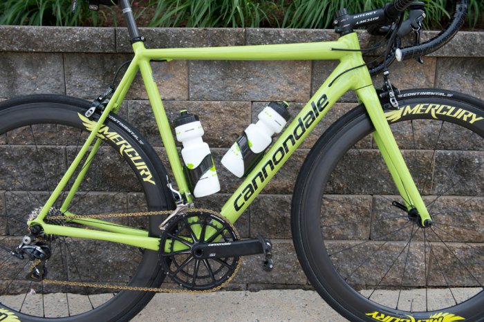 Cannondale-CAAD12-2016-02.jpg