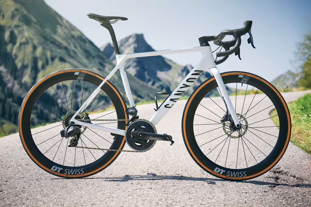 Velo canyon 2025 ultimate cf slx