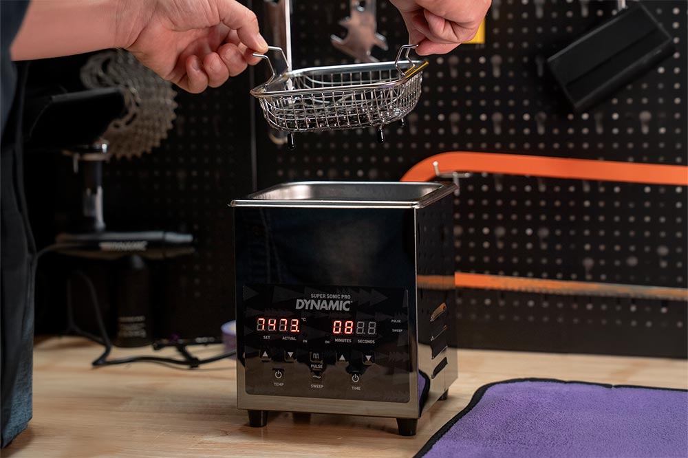 Dynamic lance Super Sonic Pro, premier nettoyeur à ultrasons doté des modes Pulse et Sweep
