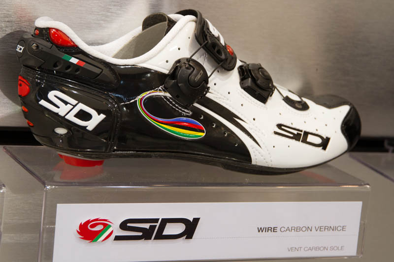Chaussure cyclisme pas cheap cher