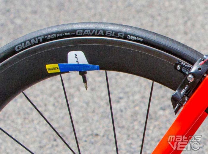 Giant mise sur le tubeless en 2017 et facilite l installation Matos velo actualites velo de route gravel et tests de materiel cyclisme