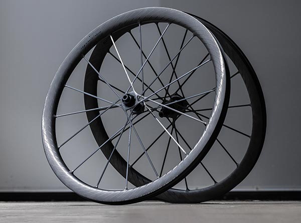 Nouvelles roues Syncros Capital SL dediees a la vitesse pure Matos velo actualites velo de route gravel et tests de materiel cyclisme