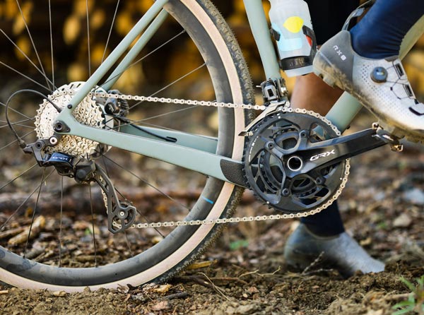 Gamme shimano velo route best sale
