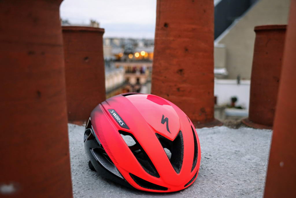 Specialized lance Propero, un nouveau casque de vélo femme - Matos