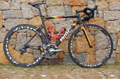 BMC-Teammachine-SLR01-Philippe-Gilbert.jpg