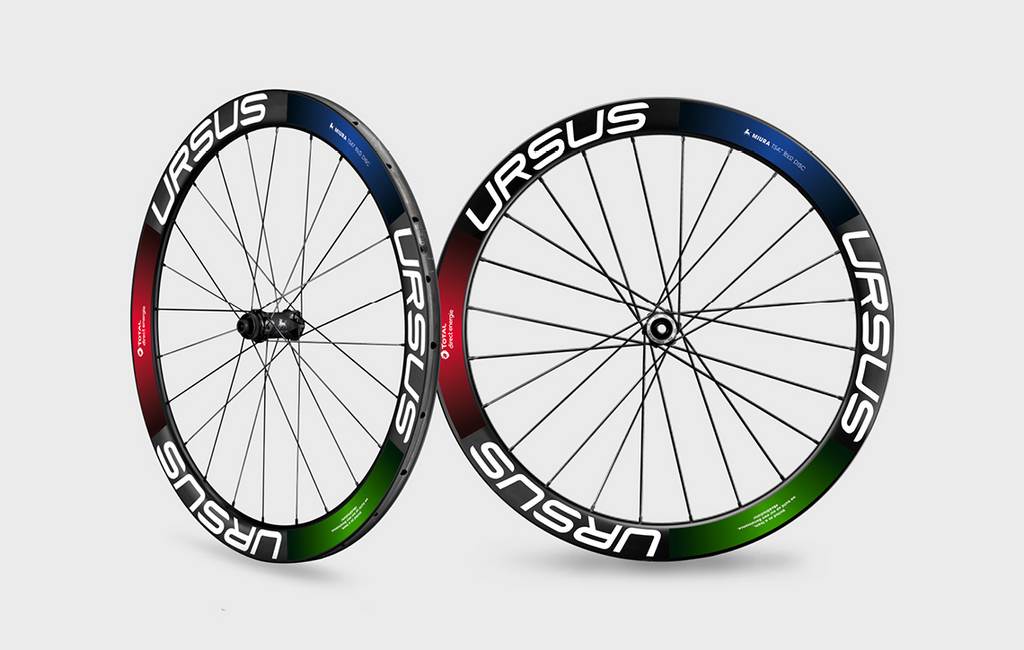 Des roues Ursus specifiques pour Total Direct Energie Matos velo actualites velo de route gravel et tests de materiel cyclisme