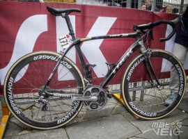 Trek-Domane-2017-Cancellara-Strade-Bianche-001.jpg