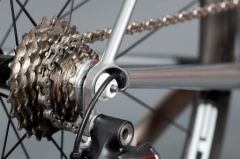 English-Cycles-Di2-Special-Road-Bike-Stealth-install5.jpg