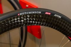 Hutchinson-Eurobike-2012-002.jpg