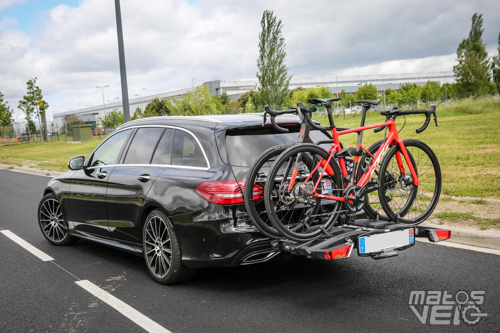 Transporter vos vélos en voiture : sécurité, assurance, accidents