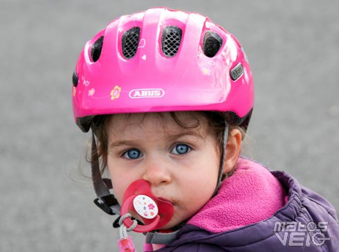 Casque ABUS Smiley 2.0 - protection optimale pour la tête des enfants -  Matos vélo, actualités vélo de route et tests de matériel cyclisme