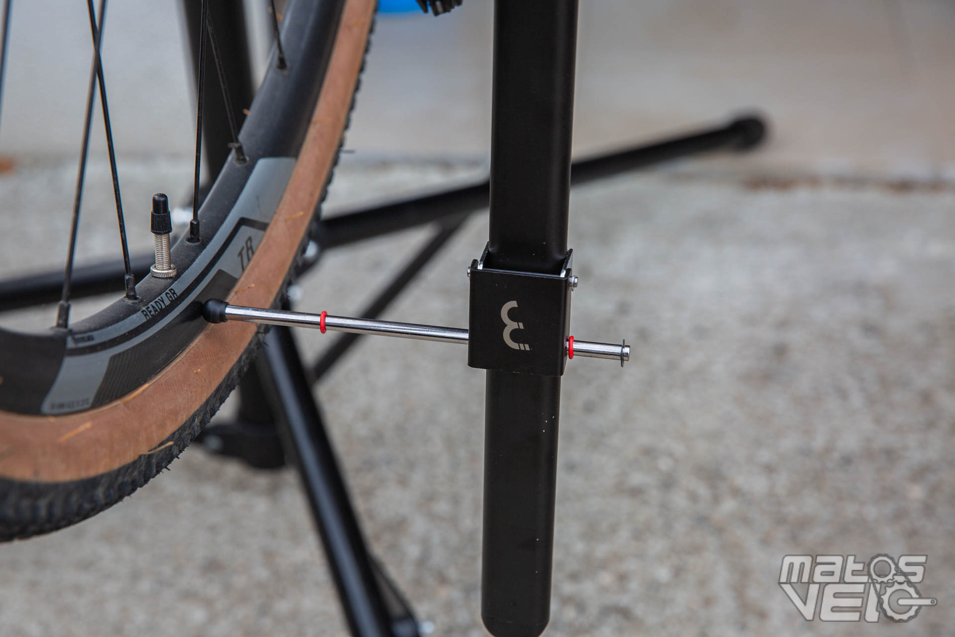 Vakitar Outils de calibrage de Crochet de Queue de vélo jauge d'alignement  de Cintre de dérailleur pour la Montagne(Le Noir) : : Sports et  Loisirs