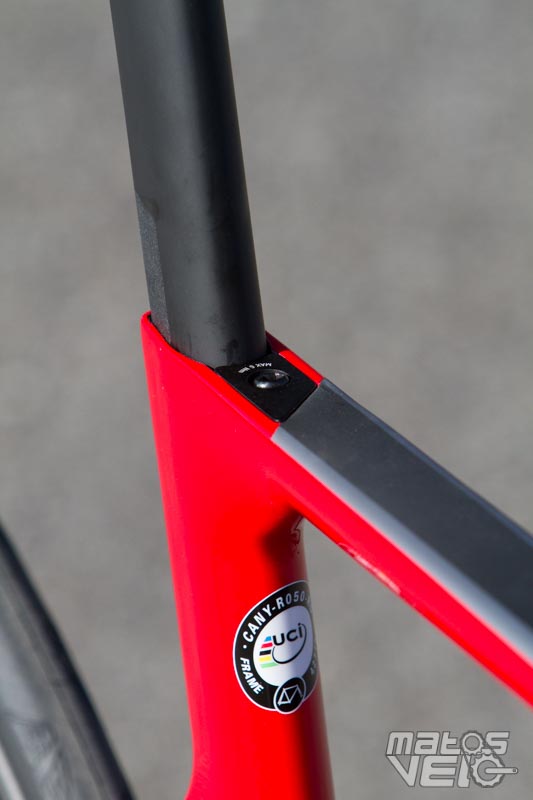 Test du Canyon Aeroad CF SLX 8.0 Disc Matos v lo actualit s