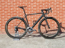 Canyon-Ultimate-CF-SLX-2016-001.jpg