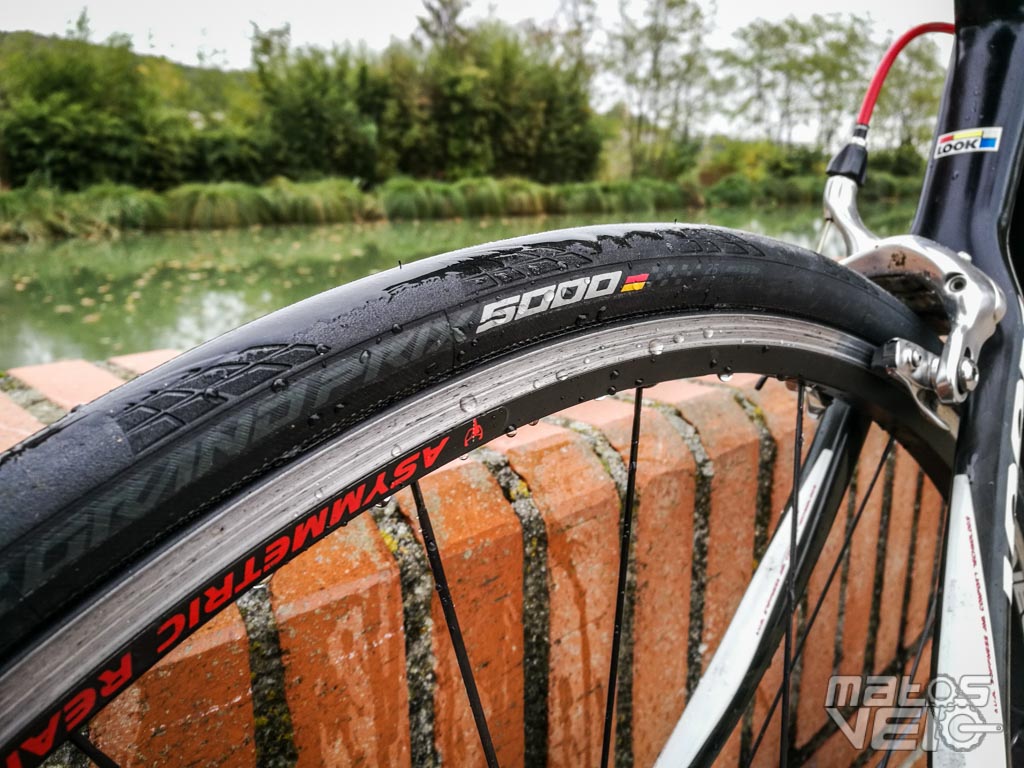 Premiers Tours De Roue Avec Le Continental Grand Prix 5000