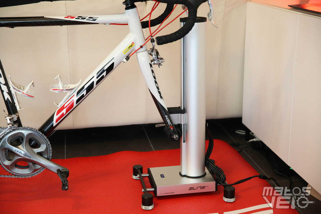 Test du simulateur de pente pour home-trainer Elite Rizer - Matos vélo,  actualités vélo de route et tests de matériel cyclisme