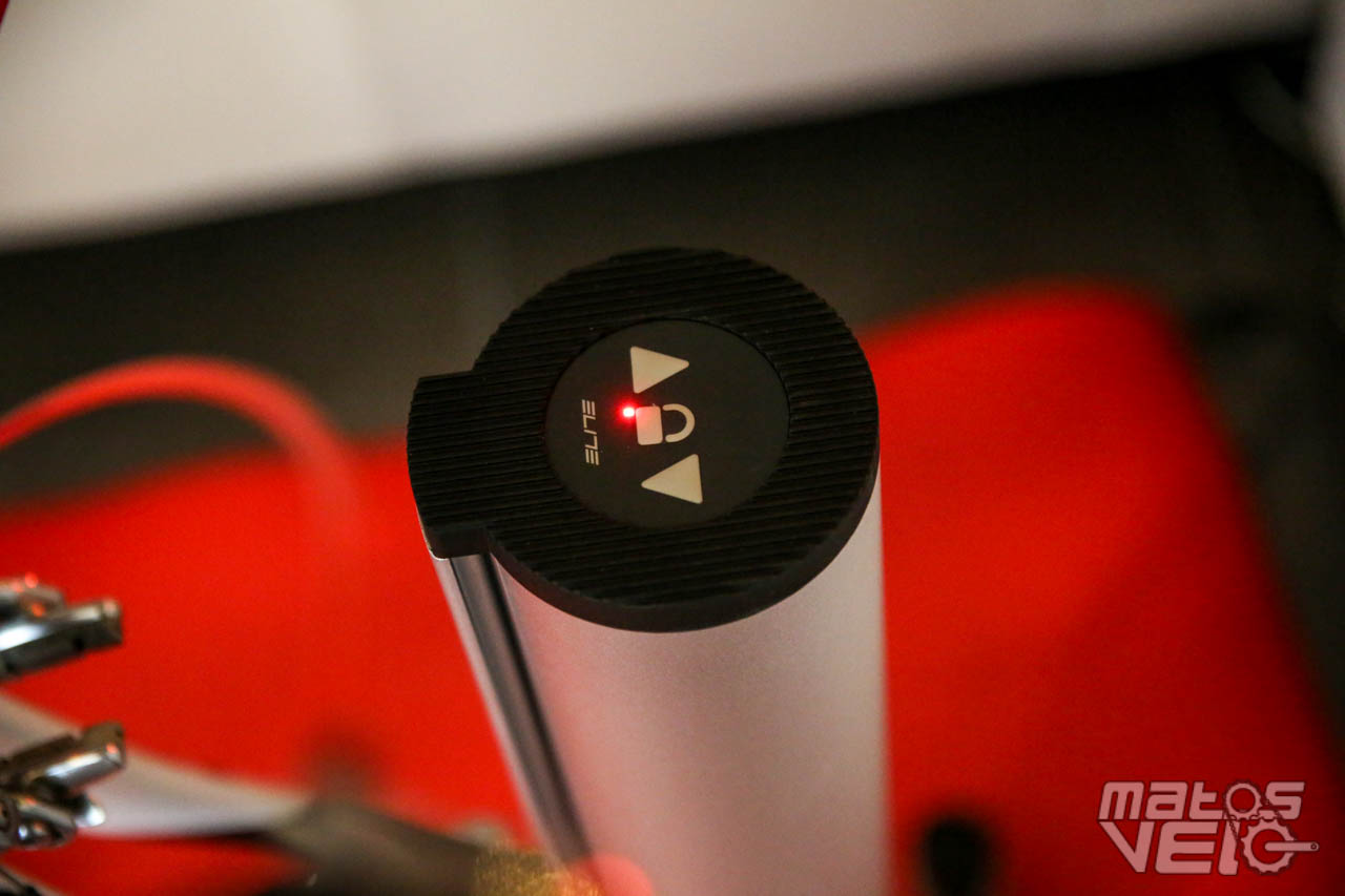 Test du simulateur de pente pour home trainer Elite Rizer Matos
