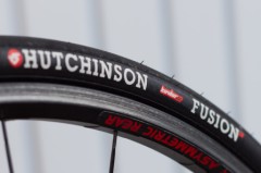 Hutchinson-Fusion-3-Kevlar-700x25-001.jpg