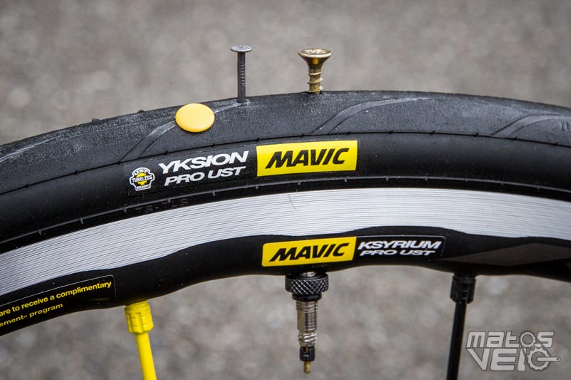 Comment utiliser un liquide préventif pneu tubeless