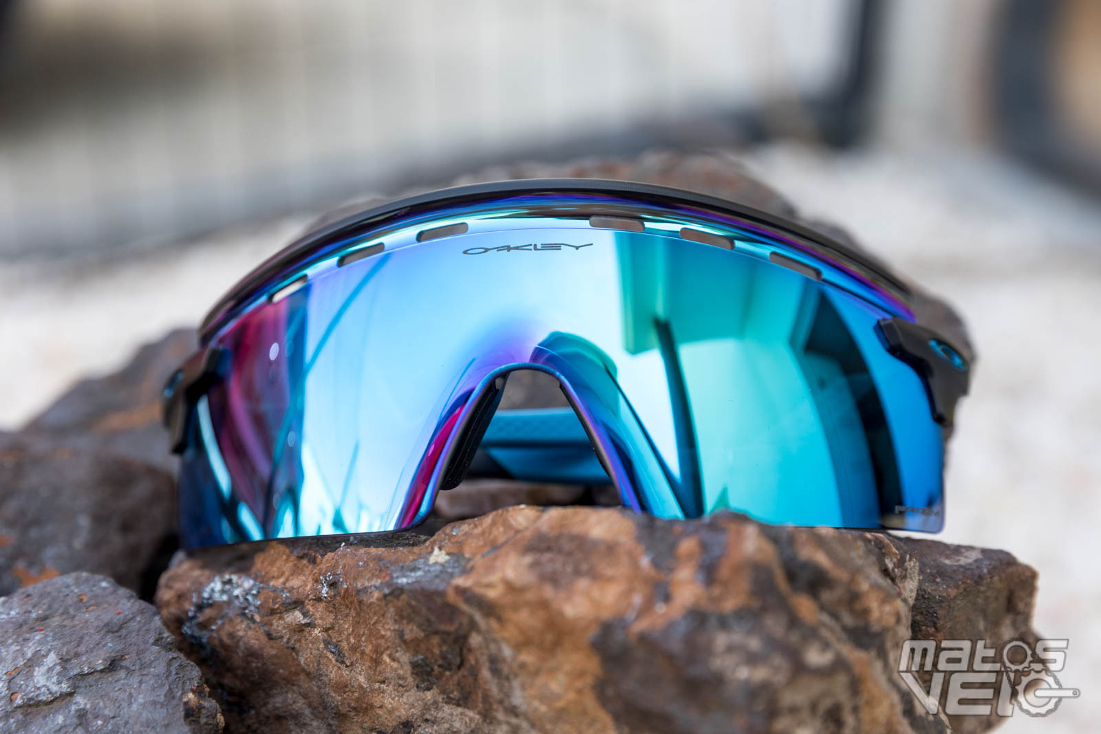 Essai des lunettes Oakley Encoder Strike Vented PRIZM - Matos vélo,  actualités vélo de route et tests de matériel cyclisme