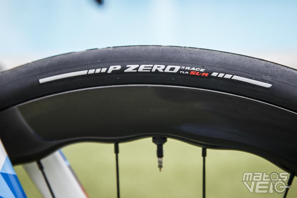 Essai des pneus Pirelli P Zero Race TLR SL-R 30 mm