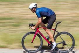 Test du Van Rysel Ultra RCR CF Super Record Rosso Edition Matos velo actualites velo de route gravel et tests de materiel cyclisme
