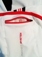 maillot-mc-aerofit-900-bla-rouge-poche.jpg