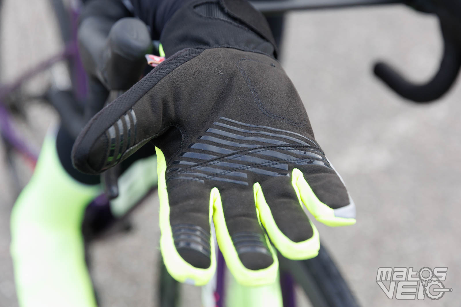 Test  Gants Grip Grab Raptor : du doigté pour l'inter-saison - Vojo  Magazine