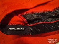 Pearl-Izumi-PRO-Pursuit-Softshell-015.jpg