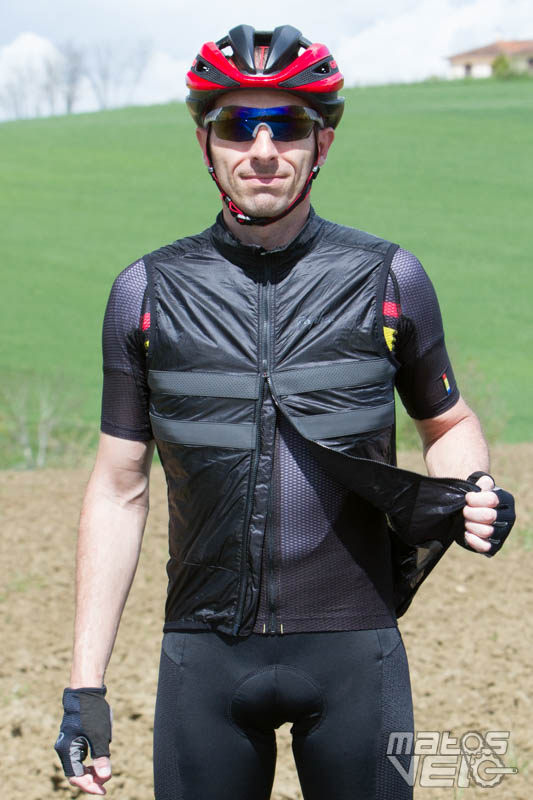 Essai du gilet Rapha Insulated Brevet - Matos vélo, actualités vélo de  route et tests de matériel cyclisme