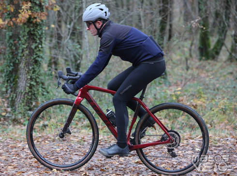 Veste vélo hiver : le top de la protection thermique pour la route