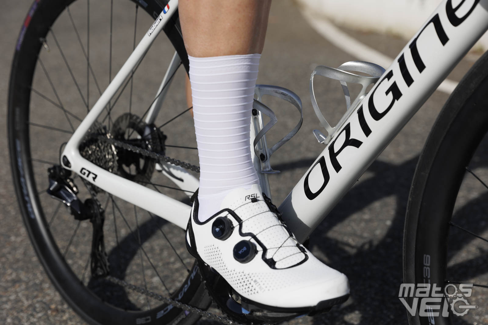 Essai des chaussettes AERO SOCKS Swiss Side Matos velo actualites velo de route gravel et tests de materiel cyclisme