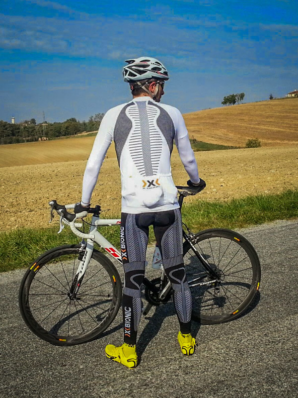 Test de la tenue X Bionic The Trick Matos v lo actualit s v lo