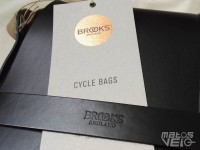 Brooks-Barbican-Hard-Leather-Shoulder-003.jpg